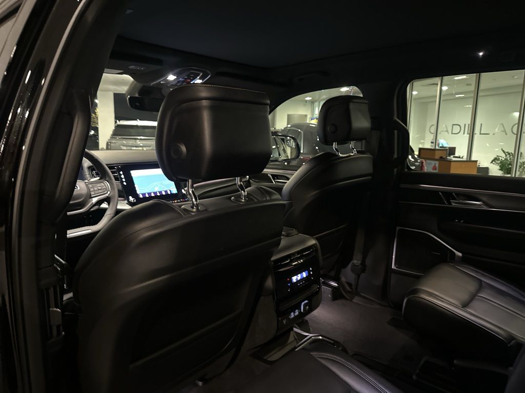 Used Car 2024 Jeep Wagoneer L  Series Ii For Sale Under $60,000 In Austin, Texas