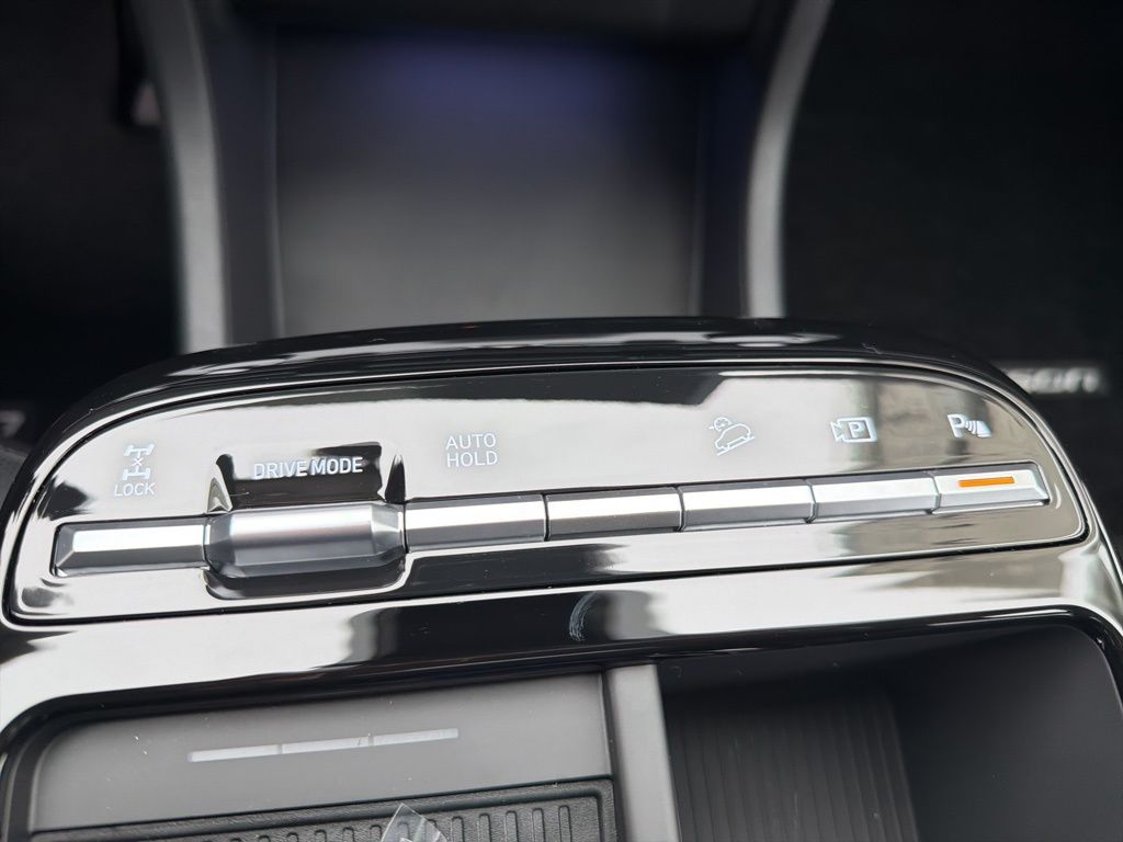 New 2026 Silver Hyundai Limited image 13