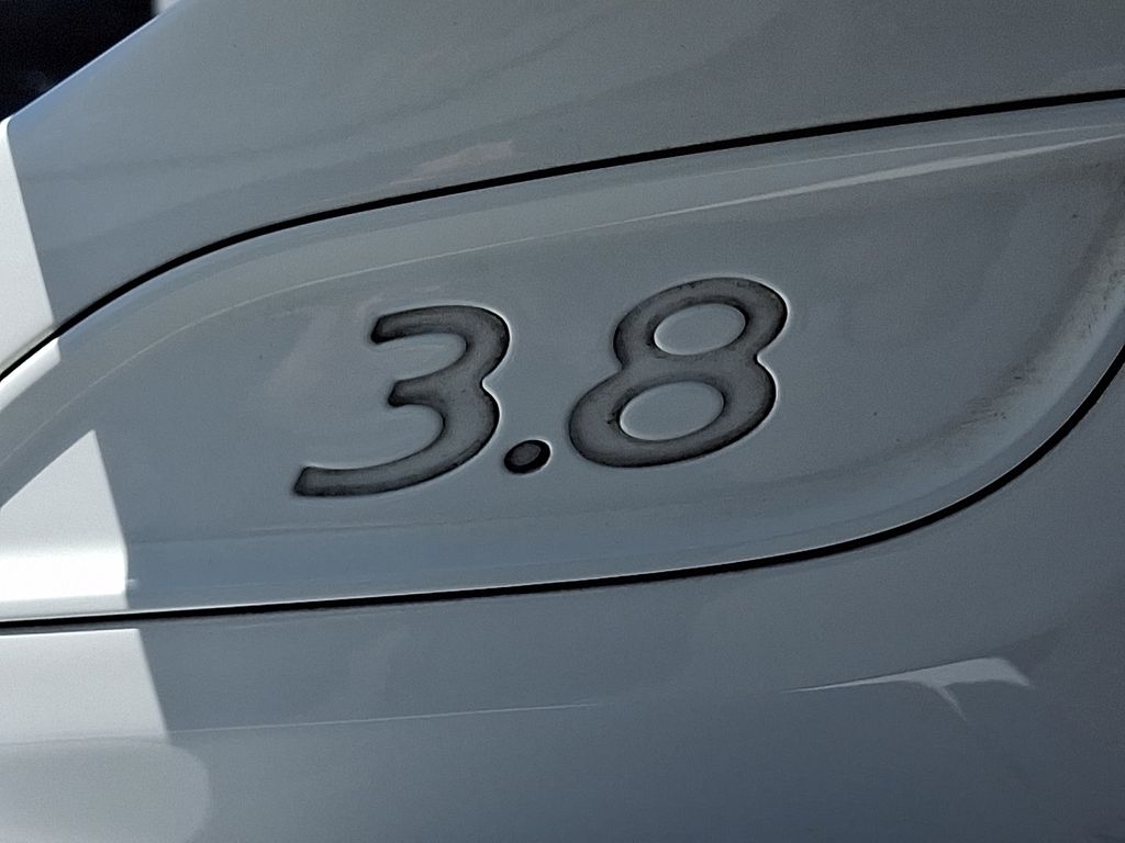 Thumbnail: 2015 Porsche 911 - 29