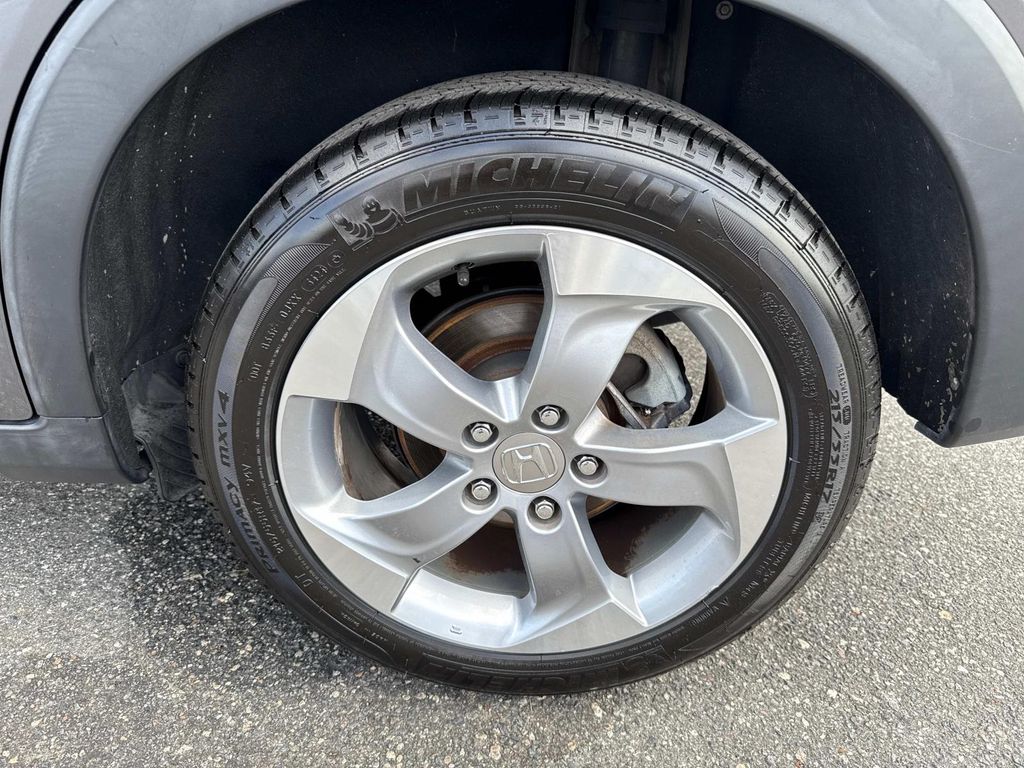 2017 Honda HR-V LX photo
