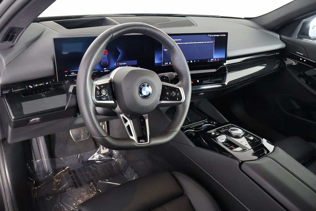 Thumbnail: 2026 BMW 5 Series - 7
