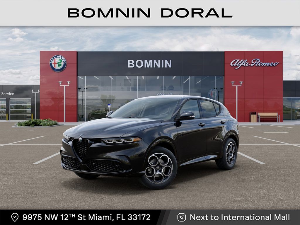 Black 2025 Alfa Romeo Tonale Hybrid 6-Speed Automatic