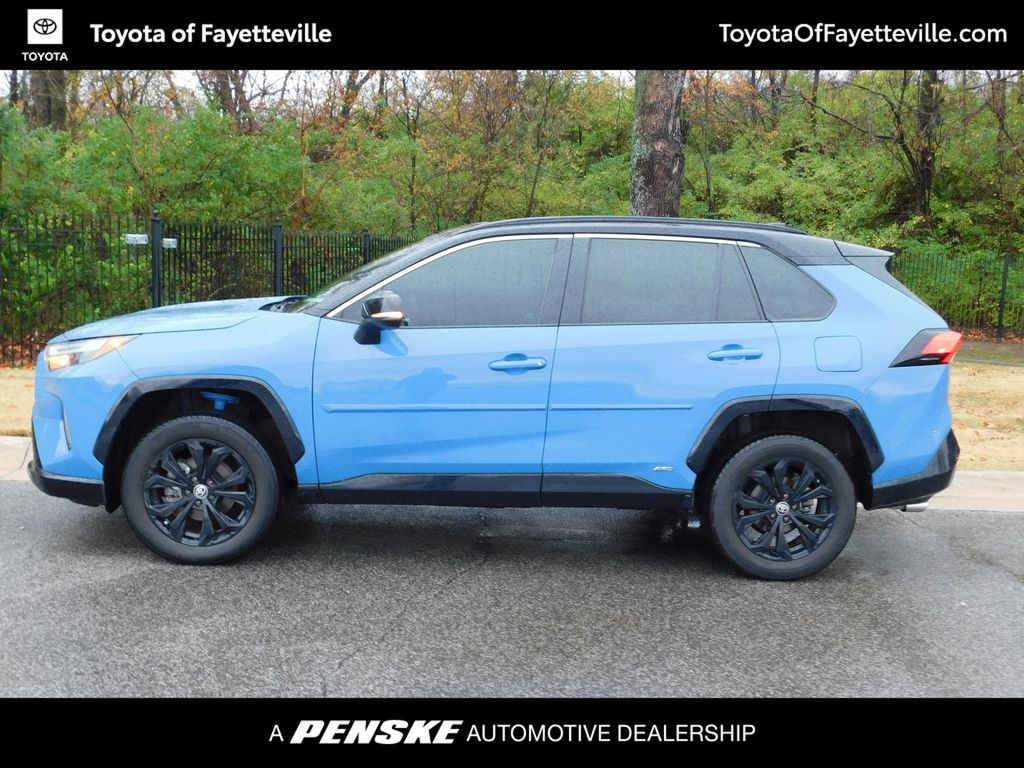 Thumbnail: 2022 Toyota RAV4 - 2