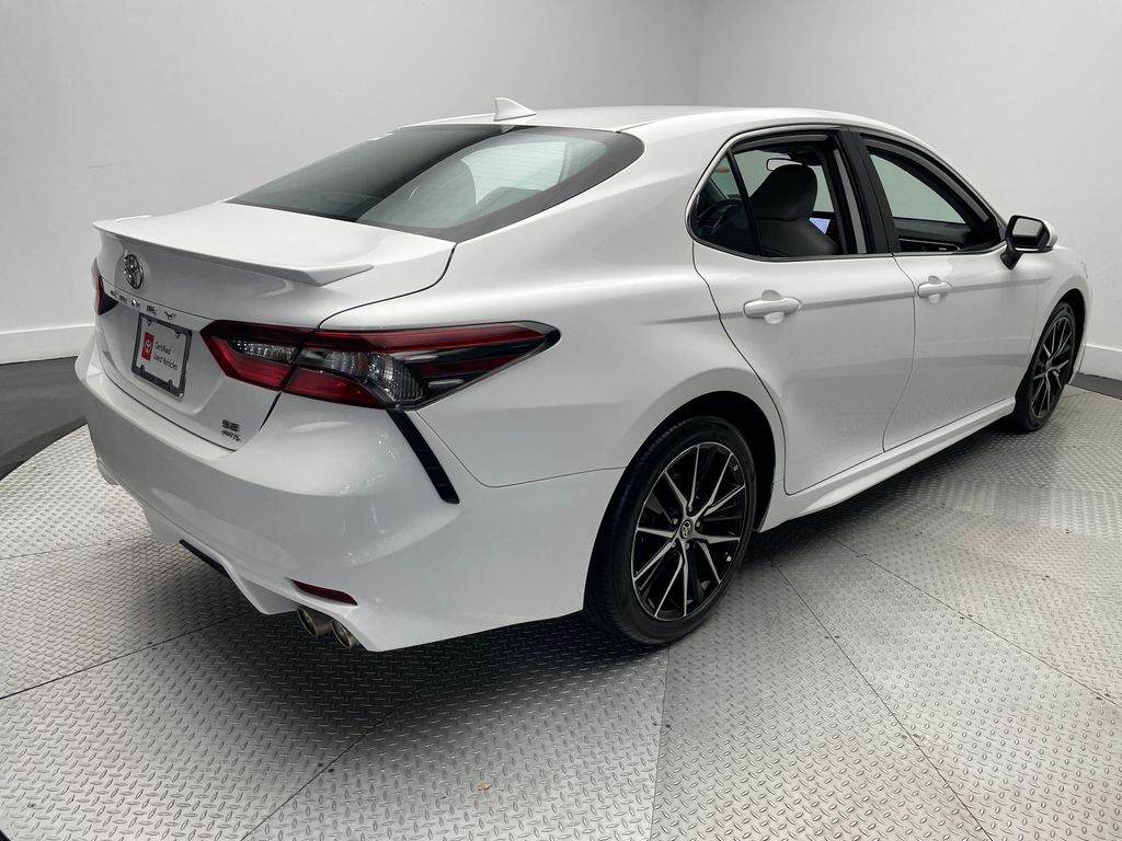 Thumbnail: 2022 Toyota Camry - 5