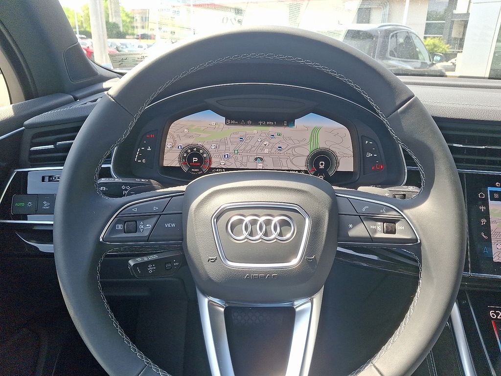 2025 Audi Q7  16