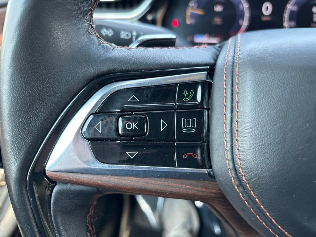 Used 2023 Jeep Grand Cherokee SUV