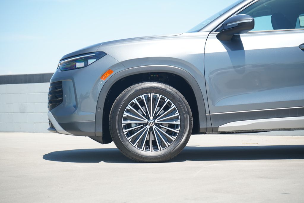Thumbnail: 2026 Volkswagen Tiguan - 2
