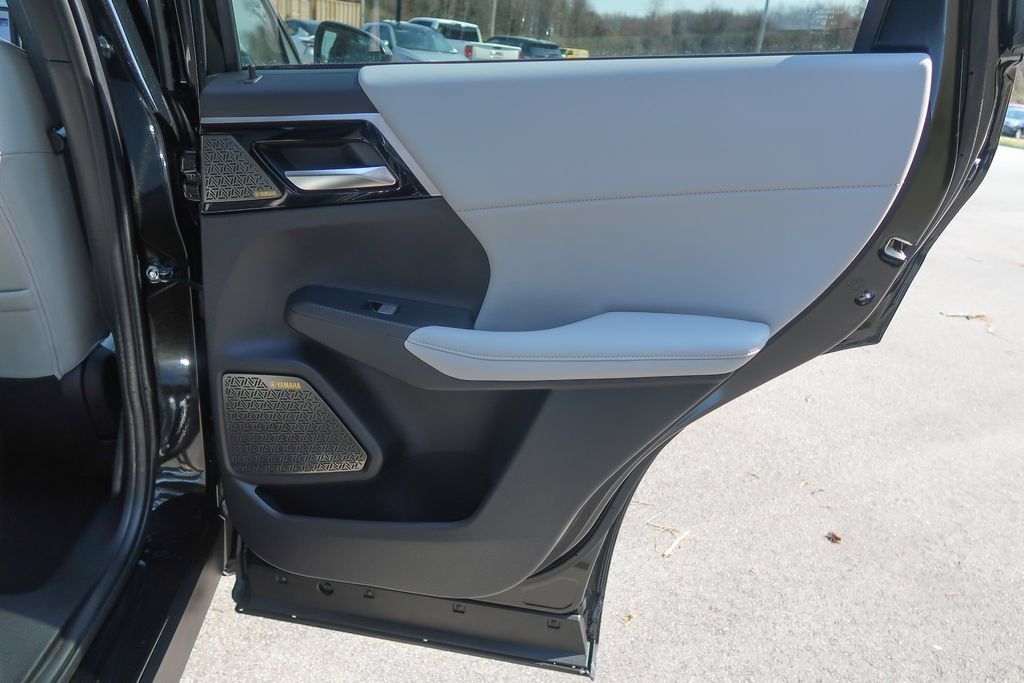 2026 Mitsubishi Outlander SE 2.5 S-AWC