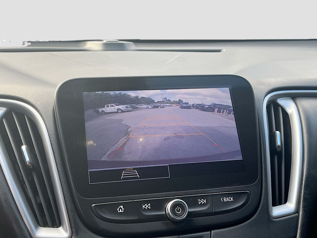 Used 2022 Red Chevrolet LT image 13