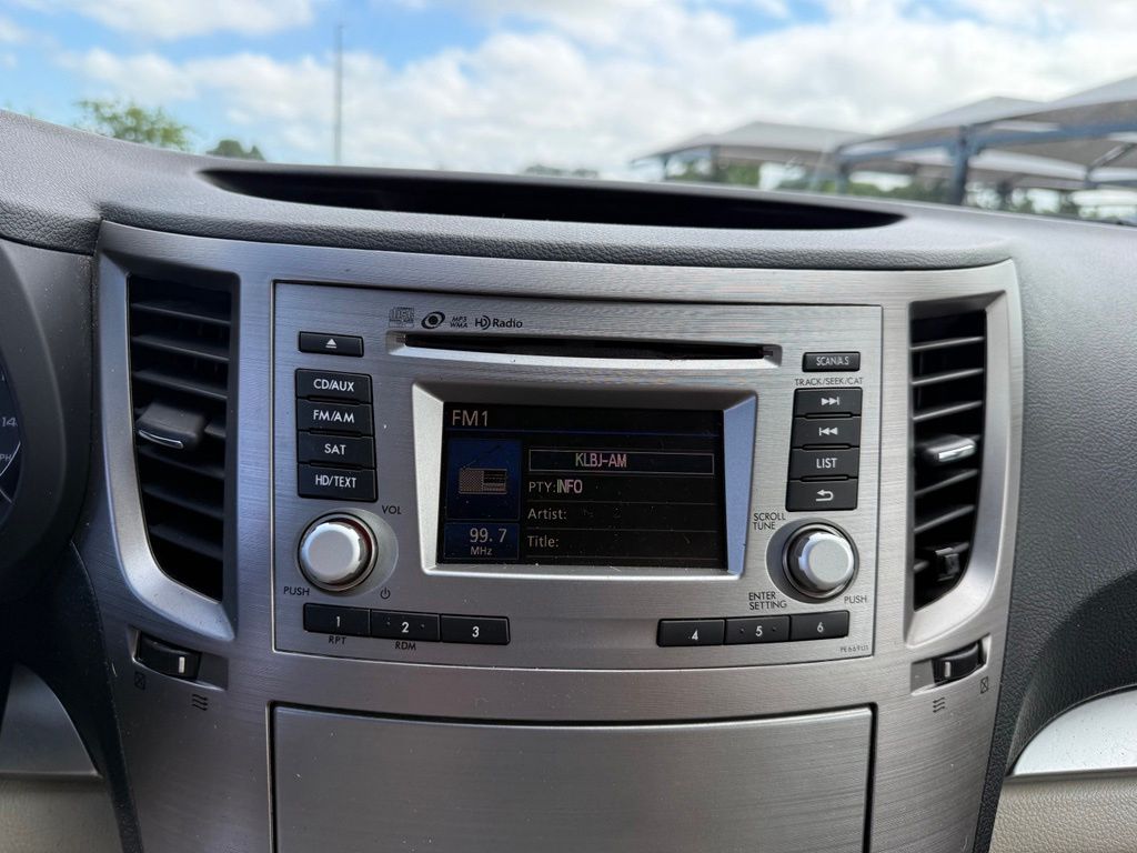 Thumbnail: 2014 Subaru Outback - 19