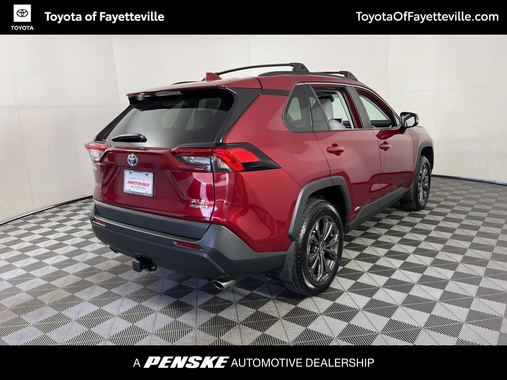 2024 Toyota RAV4 XLE Premium 15