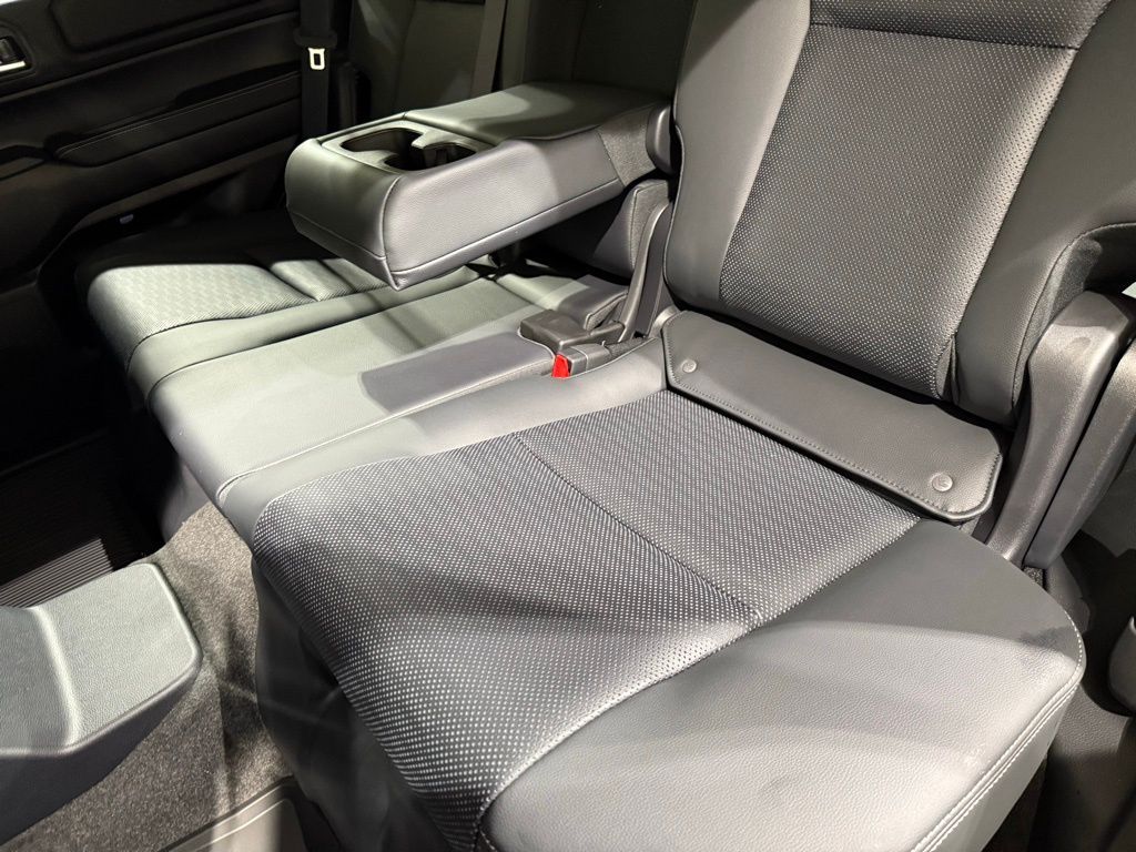 Thumbnail: 2025 Toyota Land Cruiser - 21