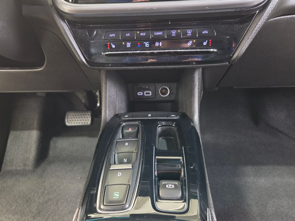 2023 Chevrolet Bolt EV 2LT