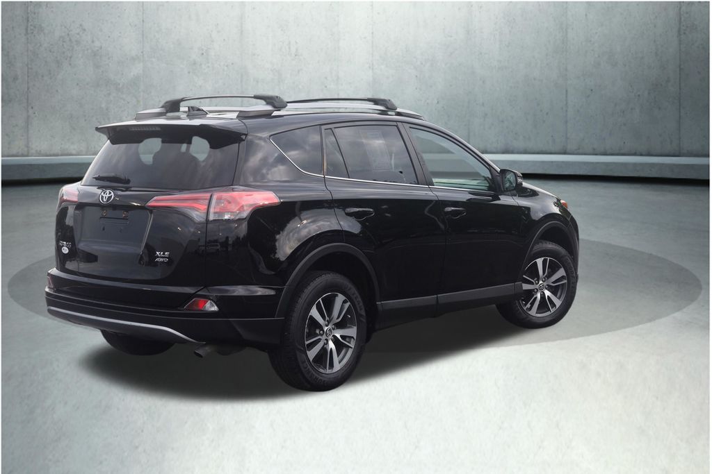Used 2018 Toyota RAV4 SUV