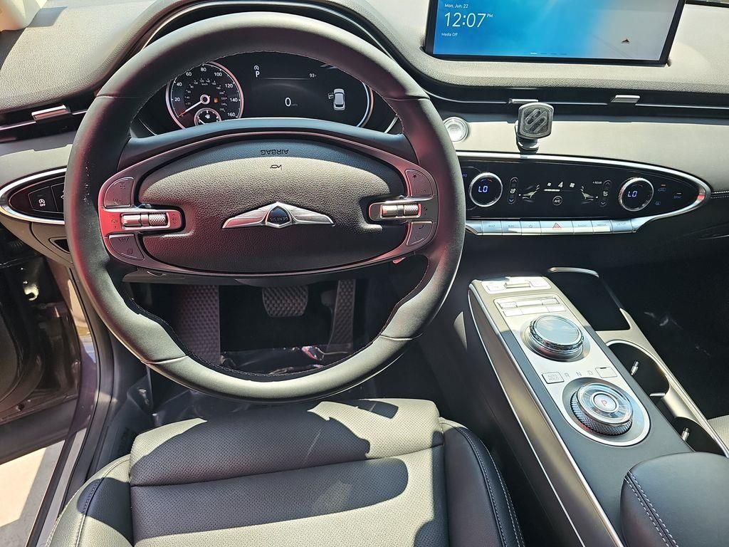 Used 2022 Red Genesis 2.5T image 16