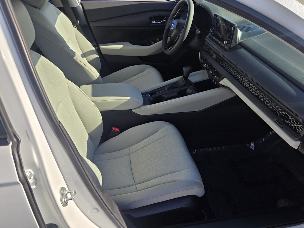 2025 Honda Accord - $26,989