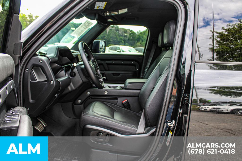 Used 2025 Black Land Rover X image 17
