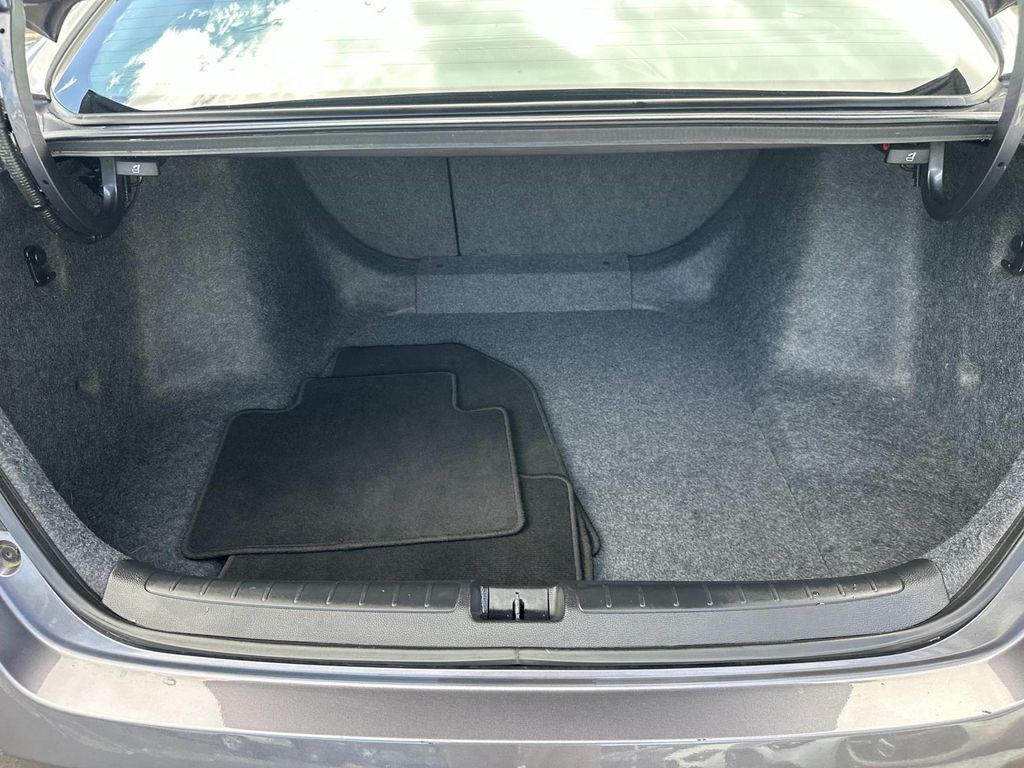 Thumbnail: 2022 Honda Accord - 26