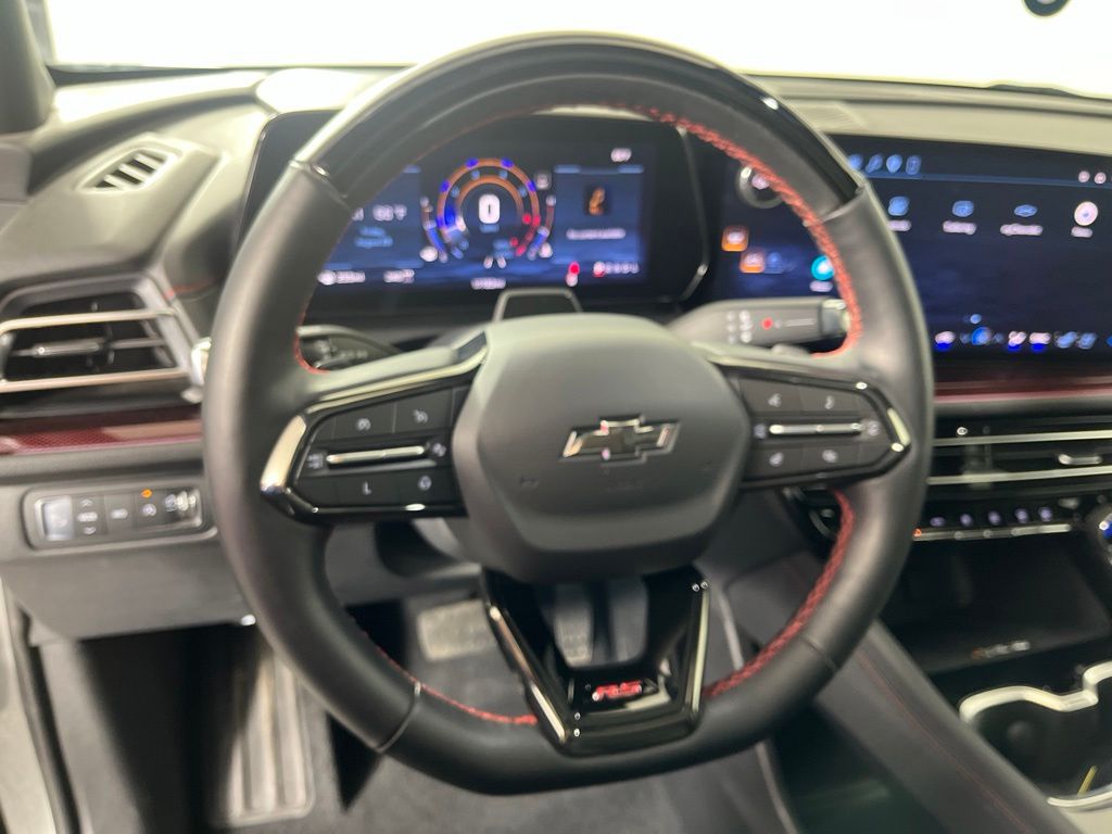 Thumbnail: 2024 Chevrolet Traverse - 28