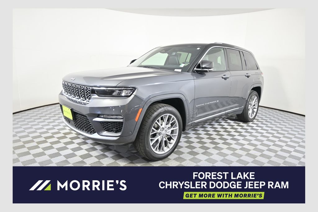 2022 Jeep Grand Cherokee Summit