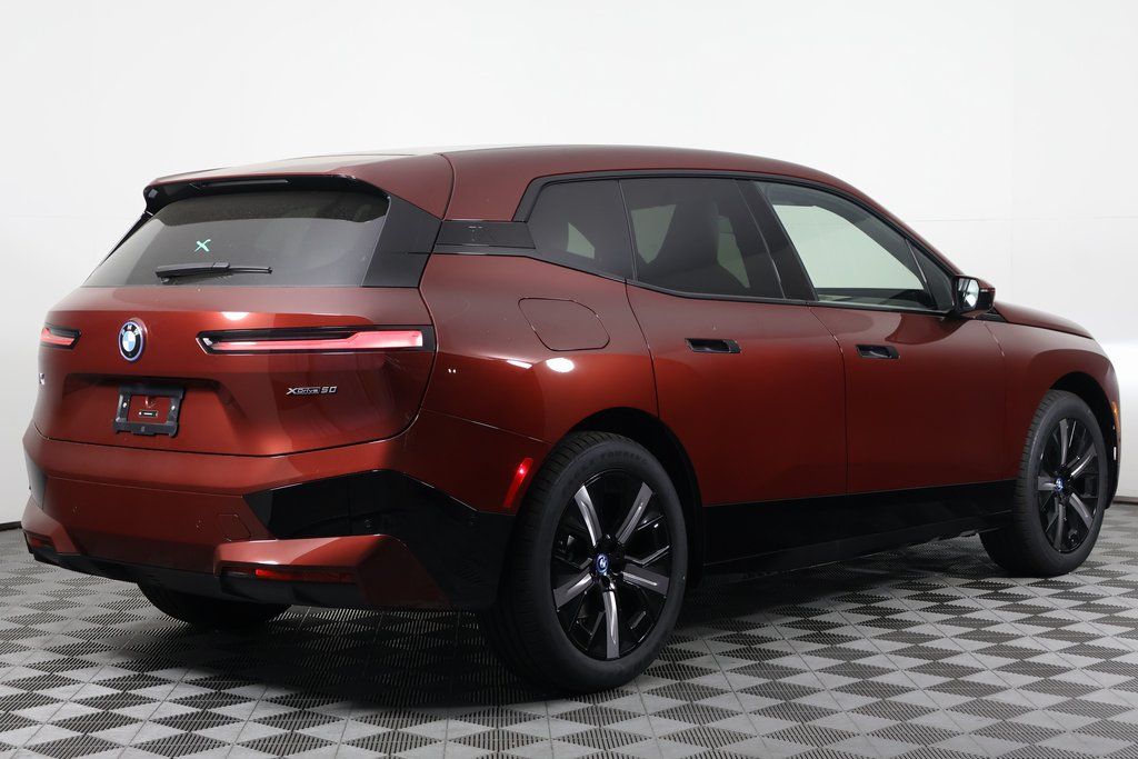 2025 BMW iX xDrive50 2