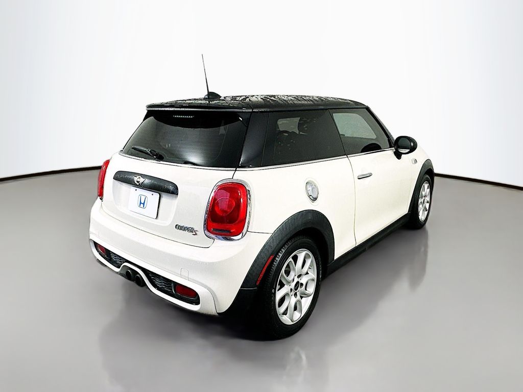 2015 MINI Cooper Base 5