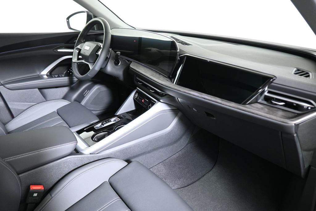 Thumbnail: 2025 Audi Q5 - 20