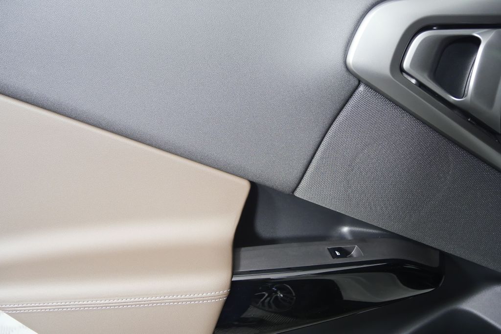 Thumbnail: 2026 BMW X3 - 14