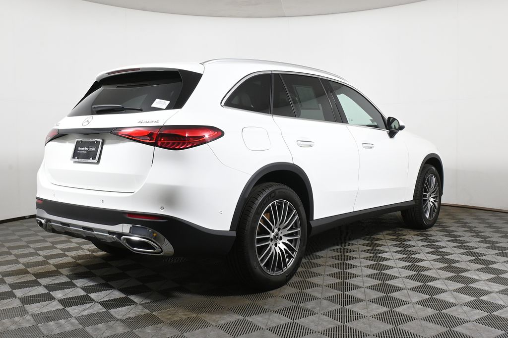 Thumbnail: 2026 Mercedes-Benz GLC - 7