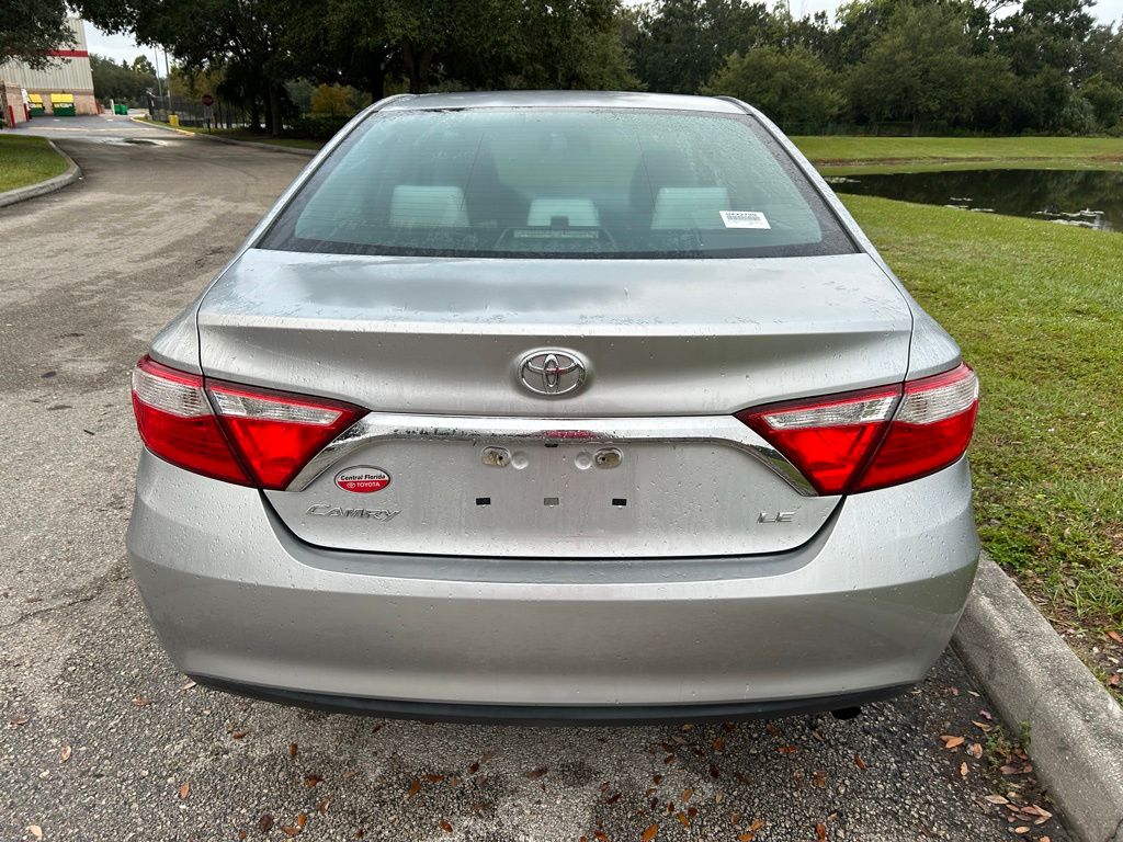 Thumbnail: 2017 Toyota Camry - 4