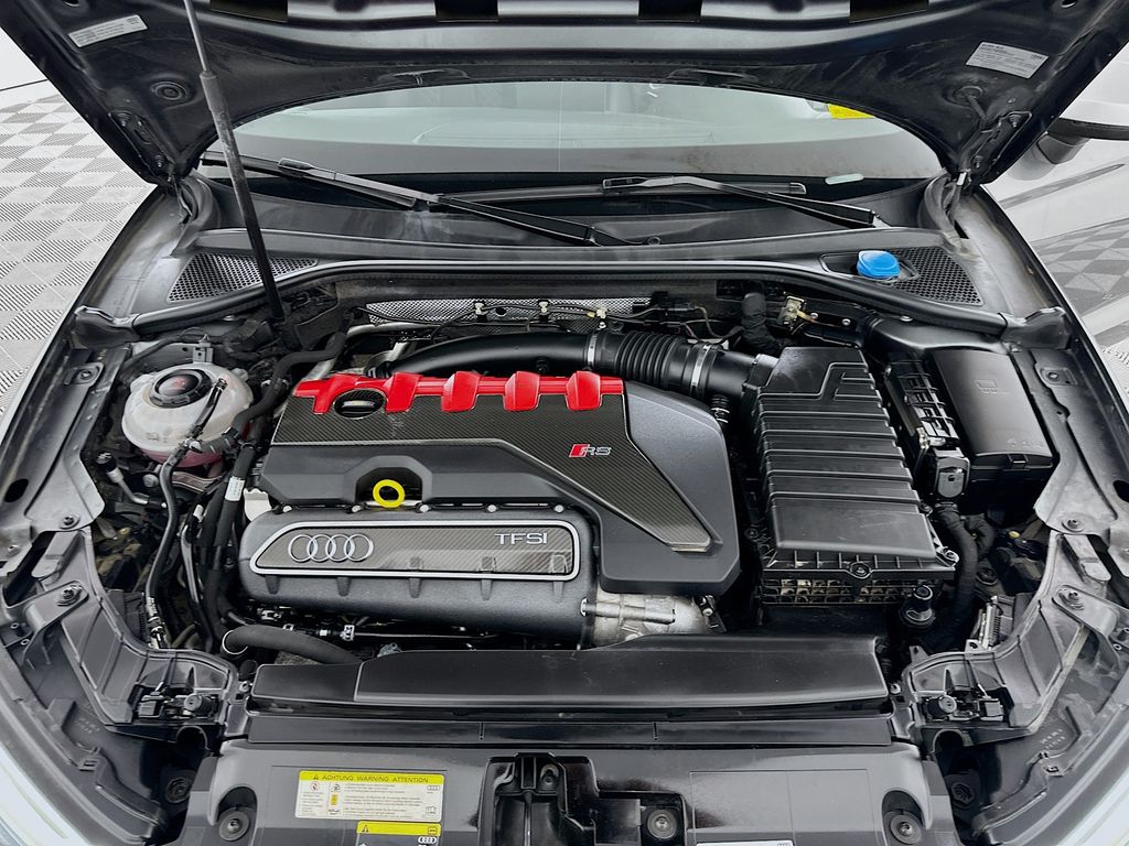 2018 Audi RS 3  31