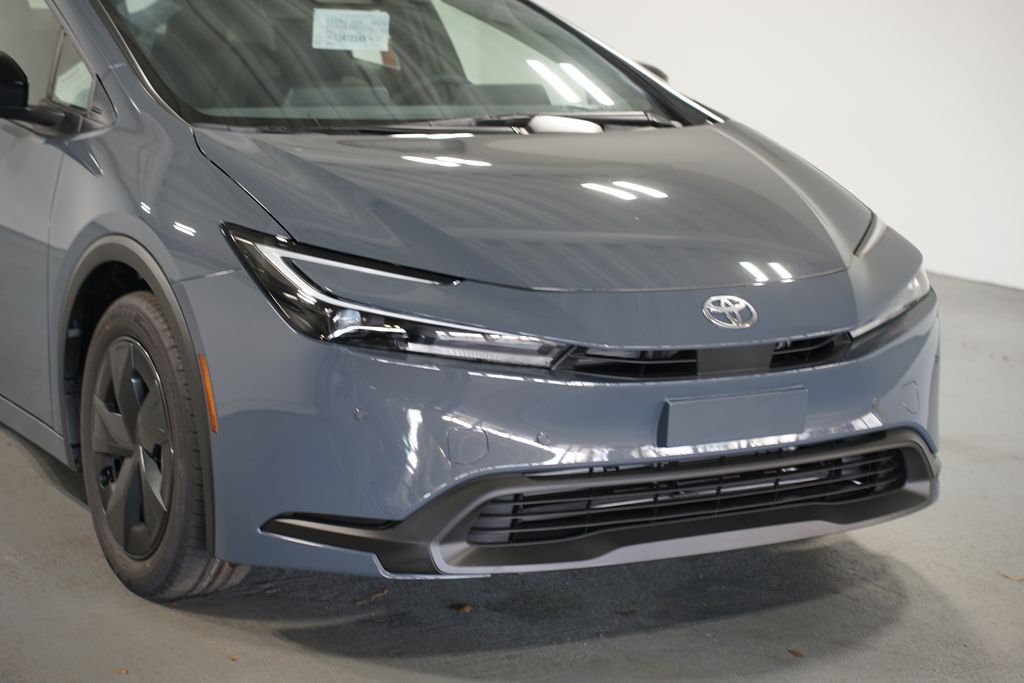 Thumbnail: 2026 Toyota Prius - 4