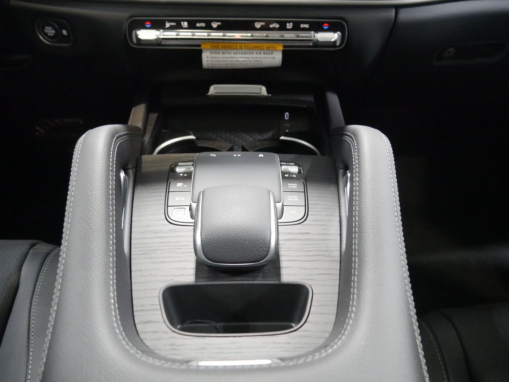 Thumbnail: 2026 Mercedes-Benz GLE - 27