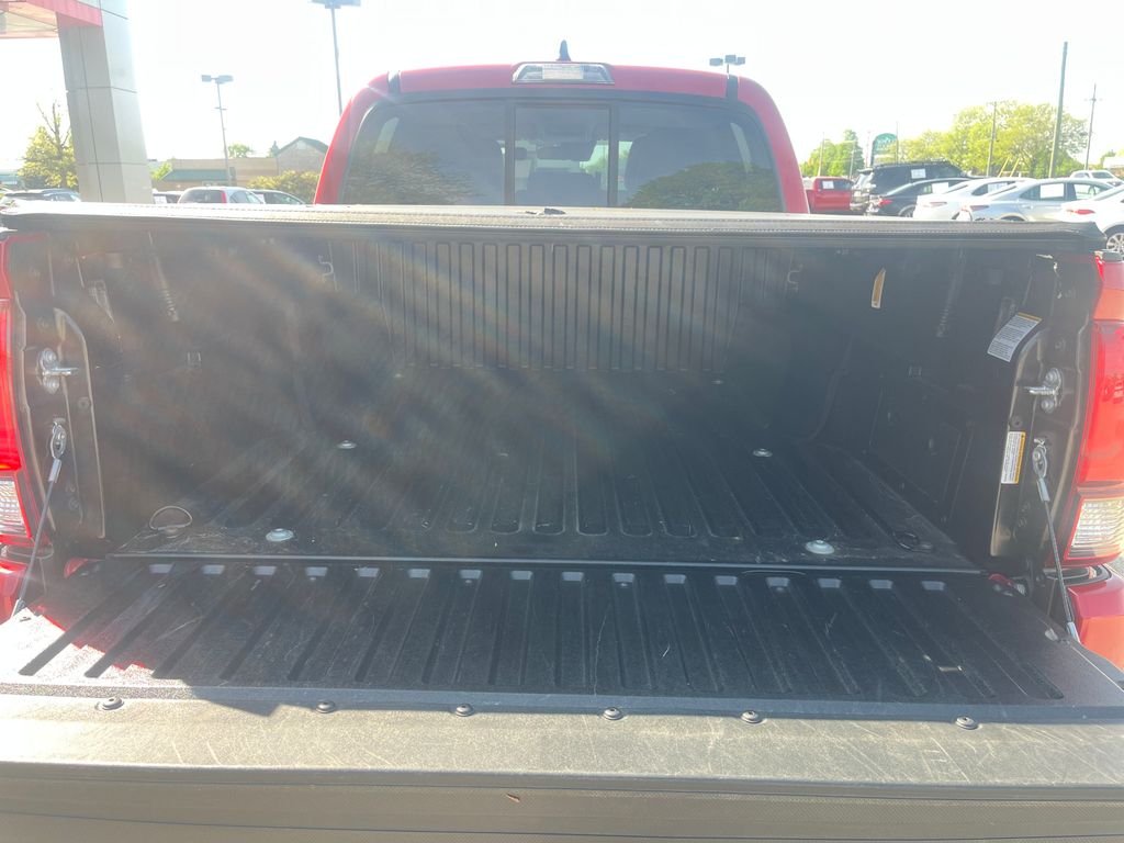 2022 Toyota Tacoma SR photo