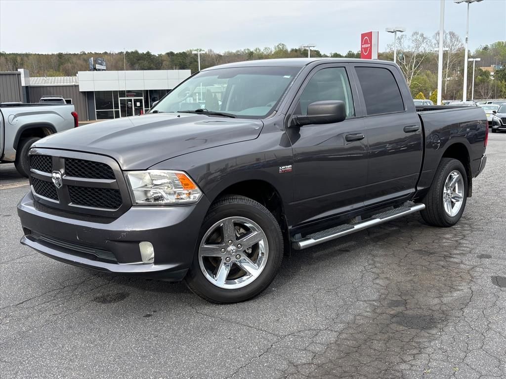 2017 RAM 1500 Express Crew Cab 4WD
