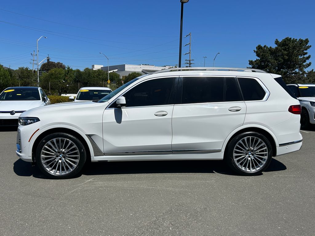Thumbnail: 2021 BMW X7 - 2