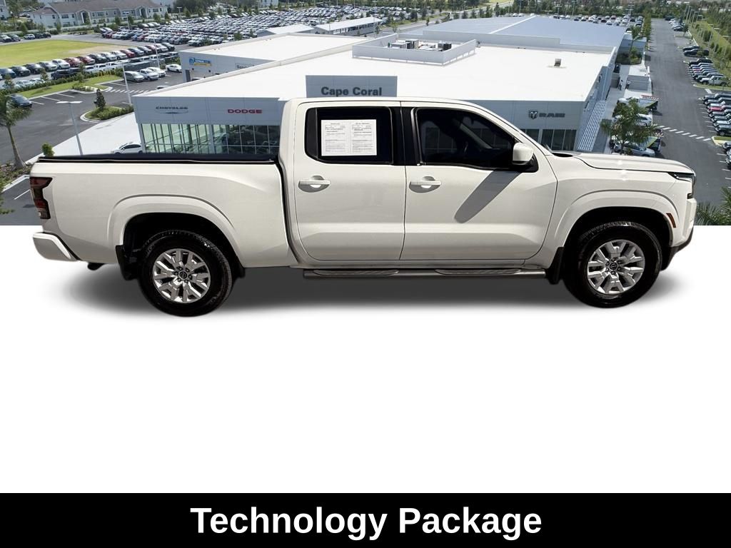 Used 2022 White Nissan SV image 2