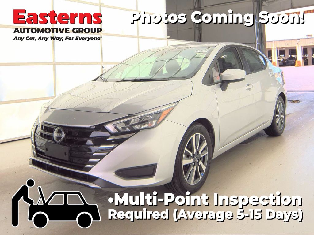 2025 Nissan Versa 1.6 SV CVT's photo