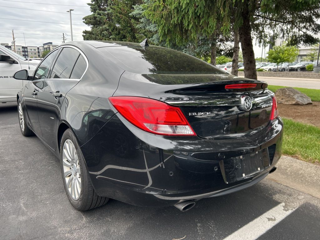 2011 Buick Regal CXL Turbo 2