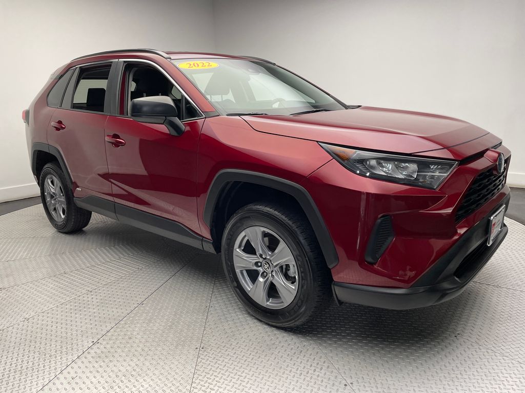 2022 Toyota RAV4 LE 3