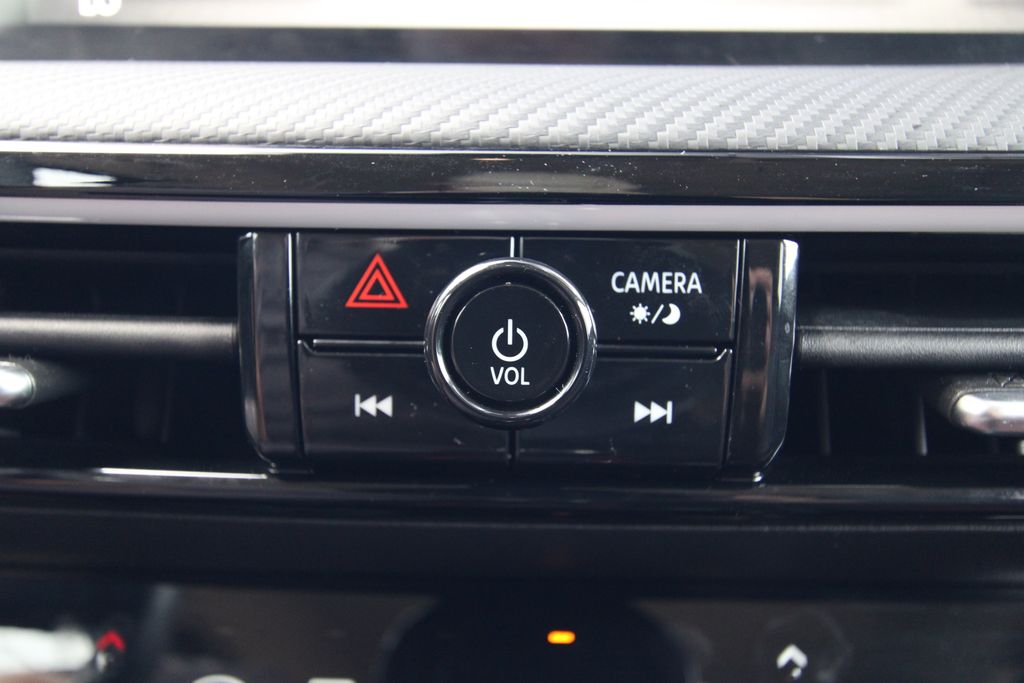 Used 2025 Nissan Kicks SUV