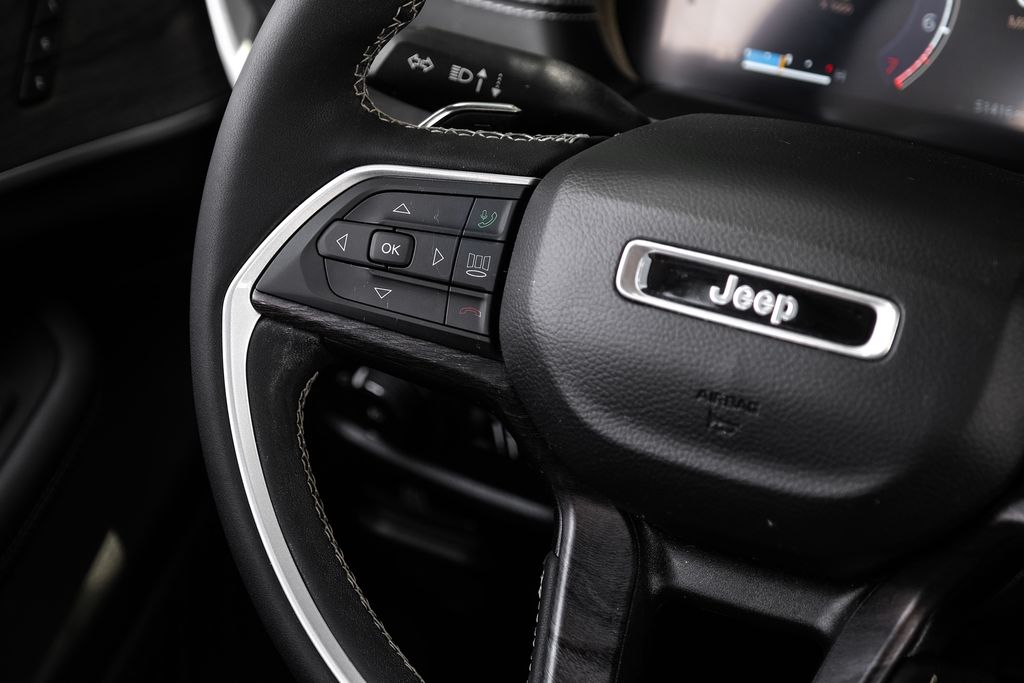 used 2023 Jeep Grand Cherokee L car, priced at $27,900