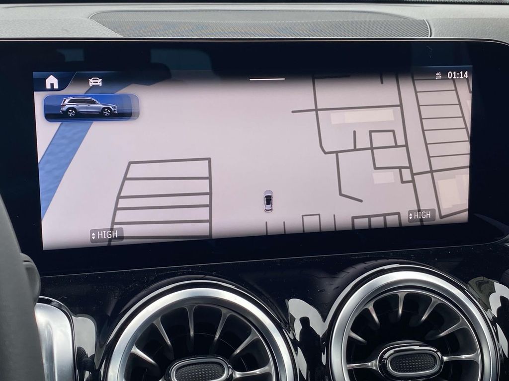 Thumbnail: 2025 Mercedes-Benz GLB - 28