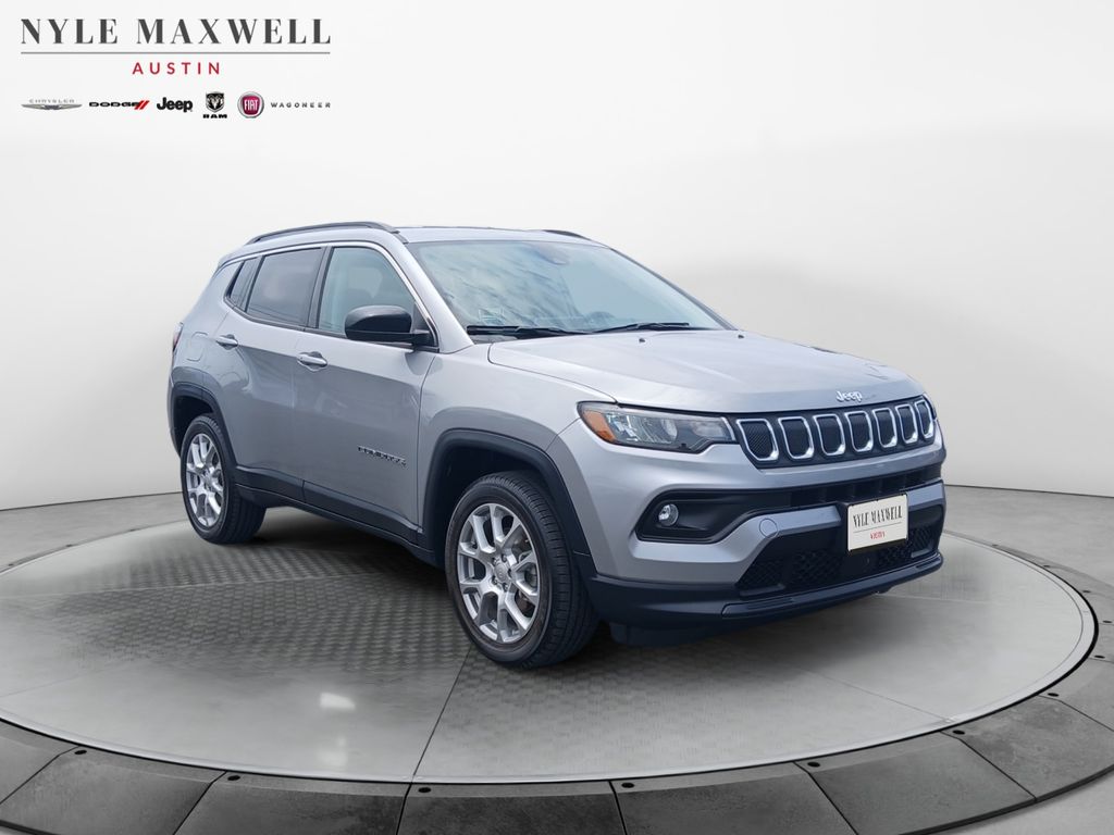 Used Car 2022 Jeep Compass  Latitude Lux For Sale Under $20,000 In Austin, Texas