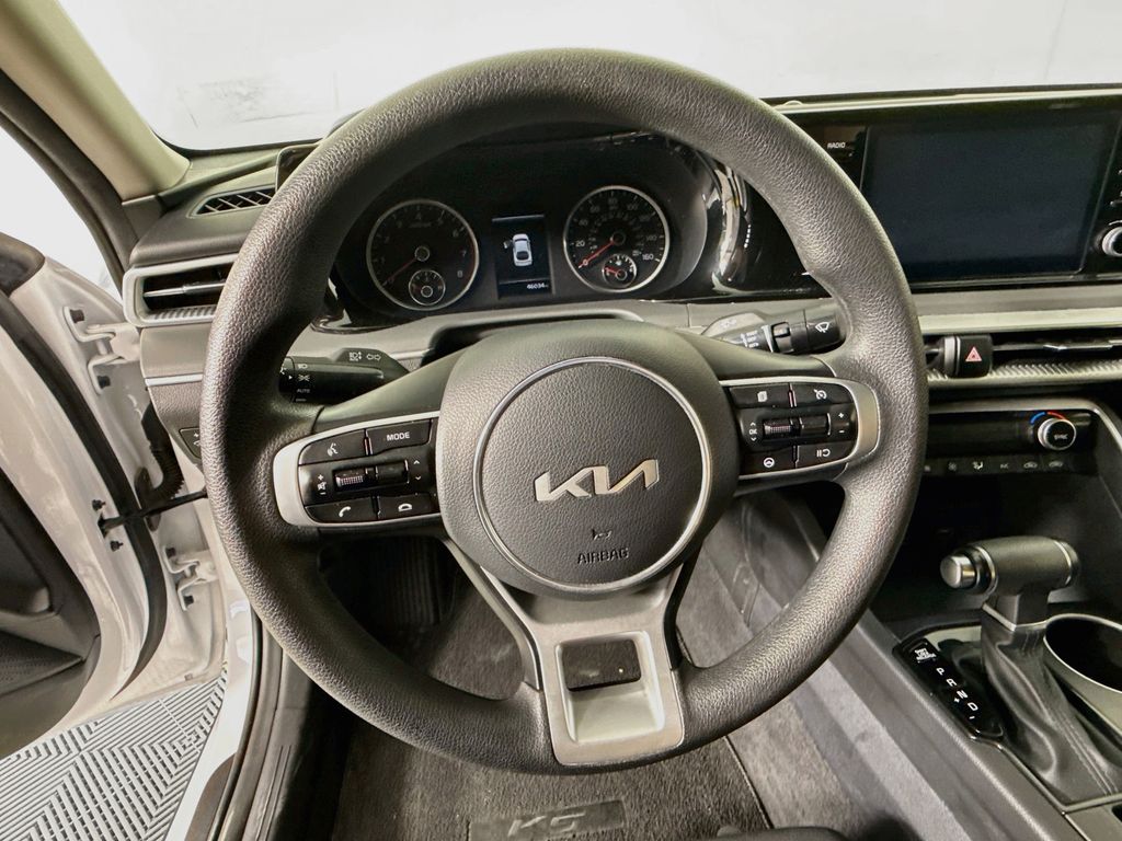 Thumbnail: 2023 Kia K5 - 11