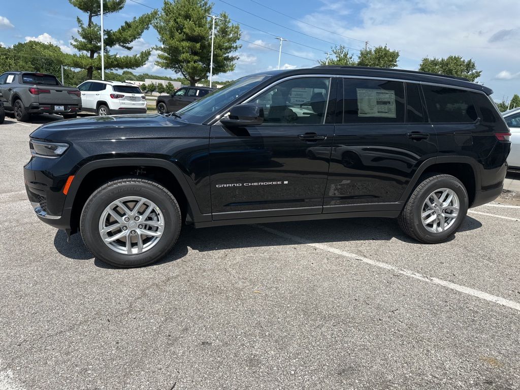2025 Jeep Grand Cherokee L Laredo - Photo 16