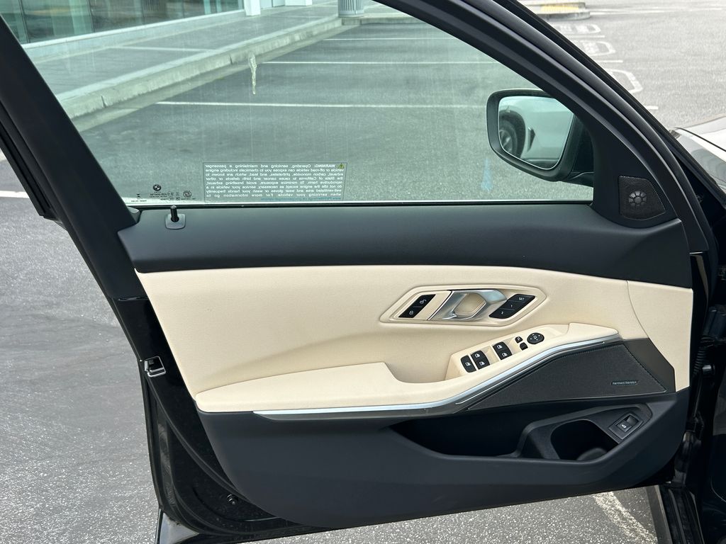 Thumbnail: 2026 BMW 3 Series - 11
