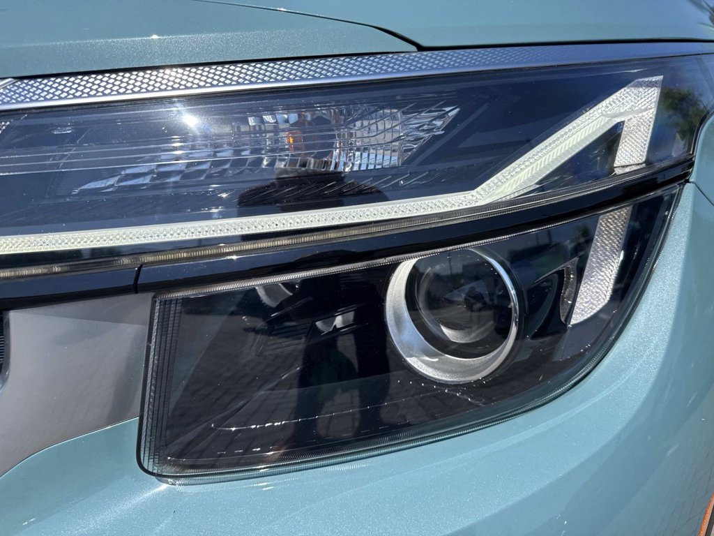 Used 2024 Blue Kia EX image 10