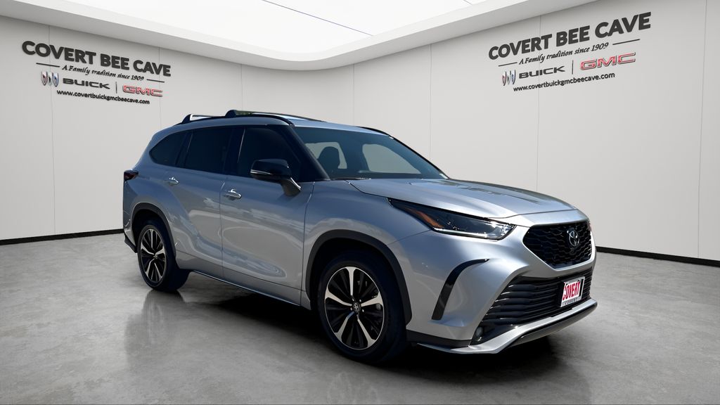 Used Car 2021 Toyota Highlander  Xse For Sale Under $40,000 In Austin, Texas