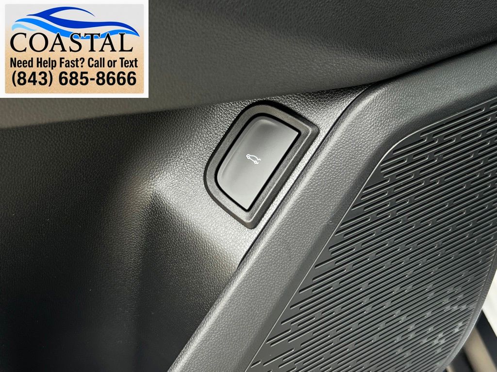 2026 Chevrolet Equinox ACTIV White at Bob Mills Chevrolet